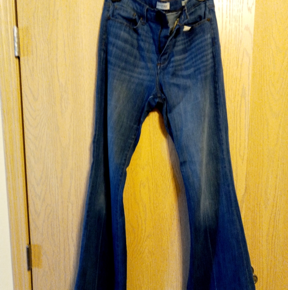 Women's distressed wide leg Jeans